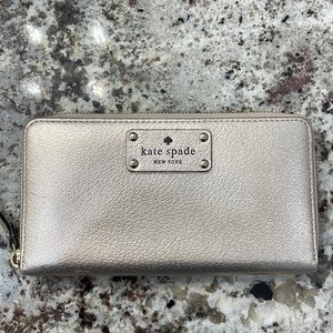 Kate Spade Zip Around Large Wallet